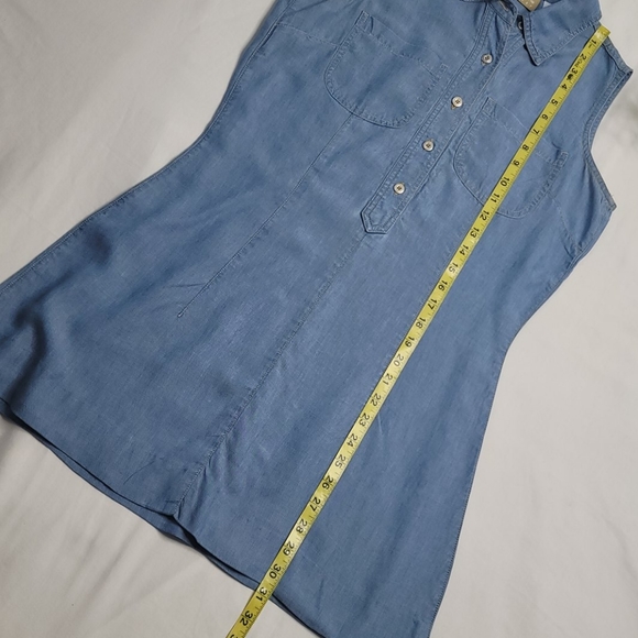 Liz Claiborne light denim tunic top sz 6 - Picture 4 of 7